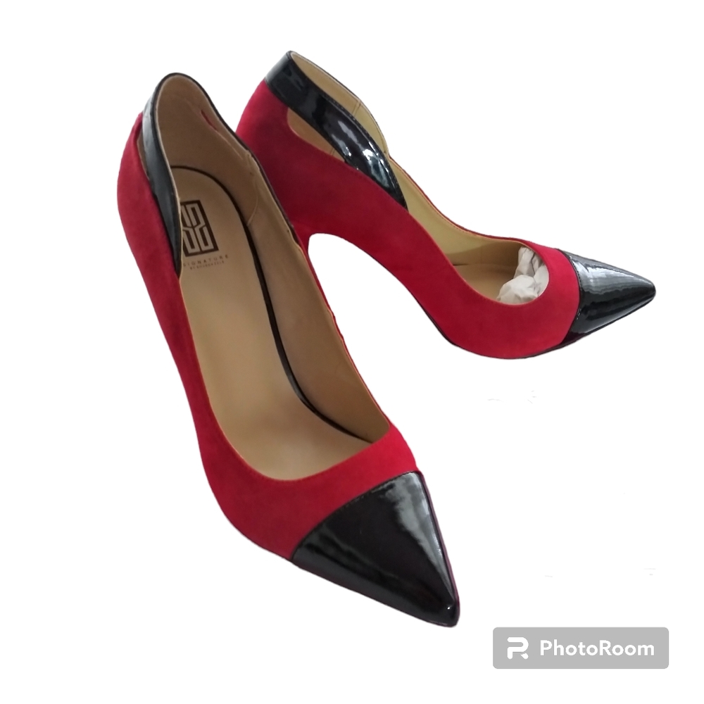 Signature By Shoe Dazzle Red Suede Black Heels Size 11